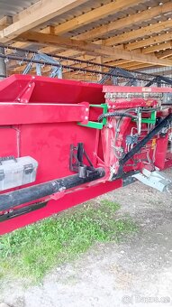 Lišta na kombajn New Holland Varifeed 2 - 9