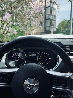 Ford Mustang GT 5,0 - 9