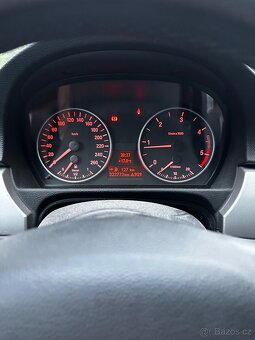 BMW e91 318d - 9