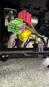 Sedadla Audi Q8, SQ-8, S-Q7, Q7, e-tron, S-55 e-tron … - 9