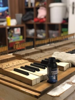 Bílé Pianino Hansmann - 9
