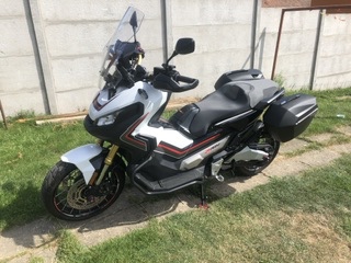 Honda x-adv 750 - 9