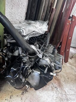 2x motor Yamaha R6 1998-2002 - 9