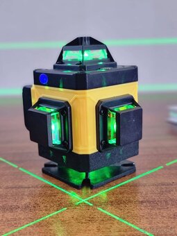 Prodám nový 4D 16 liniový křížový laser HILDA +příslušenství - 9