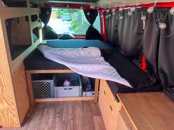 VW T5.1 Long s vestavbou - 9