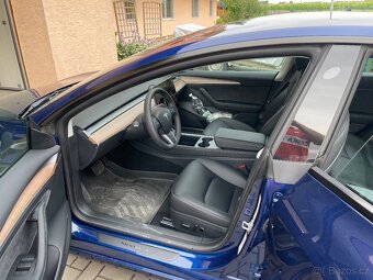 Tesla model 3 RWD 12/2022 - 9