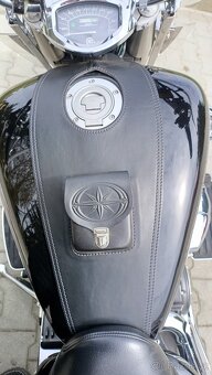 Yamaha XVS 1300 Midnight Star - 9