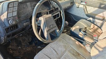 Subaru Leone nahradni dily - 9
