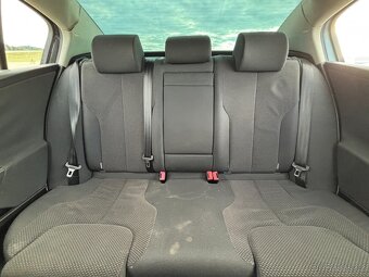 Volkswagen Passat B6; 2.0 TDI - 9
