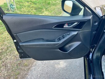 ► MAZDA 3 2.0i 88KW SKYACTIV XEN-LED-NAVI-HEAD UP-KESSY 18" - 9