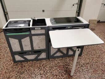 Prodám "kuchyňské" skřiňky na camping - 9