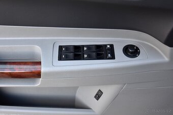 Chrysler 300C 5.7 V8 HEMI TOURING,KŮŽE,XEN,ALU20,KLIMA,TEMP - 9