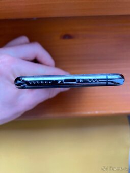Apple iPhone Xs 256 gb Space Grey - 9