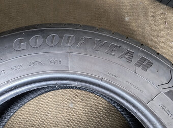LETNÍ PNEU GOODYEAR 215/65/16-4KS - 9