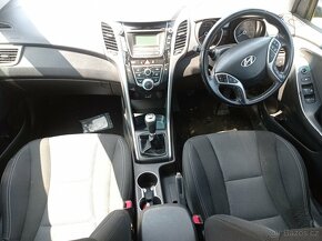 Hyundai i30 1.6 CRDi blue drive active náhradní díly - 9