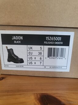 Boty na platformě Dr.Martens Jada - 9