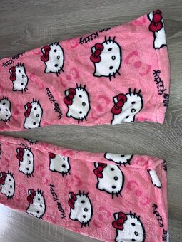 Tepláky hello kitty vel M nové - 9