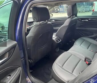 Opel Insignia Dynamic 1,5T 121kW Sport, kůže, panorama - 9