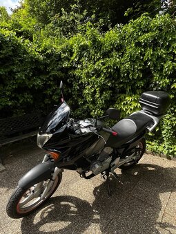 Honda XL 125V Varadero - 9