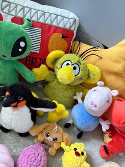 Velká sada plyšáků + papírový pytel - 9