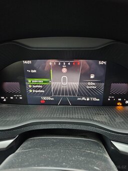 ROČNÍ Skoda Karoq 1.5 TSi Fresh+ r.v. 2024 - 9