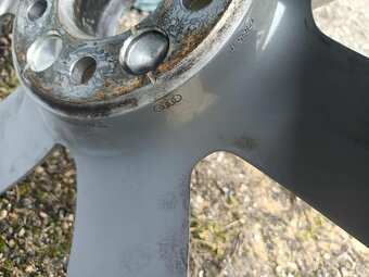 4ks alu disky orig. Audi 5x112 R17 - 9