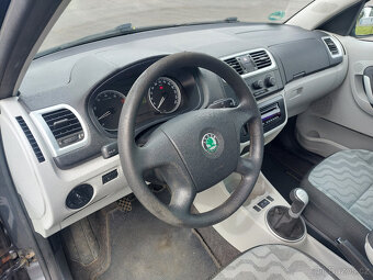 Škoda Roomster 1.4 16V 63kW,klimatizace,stk 04/2027 - 9