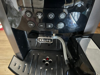 Kávovar Krups EA 819E Arabica Latte Quattro Force - TOP - 9