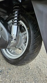Suzuki Burgman 650 Executive ,top stav - 9