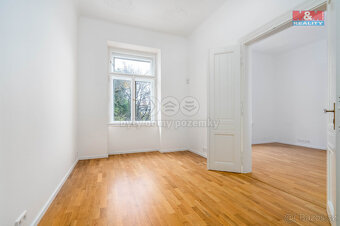 Prodej bytu 4+1, 141 m², Praha - Smíchov, ul. Zborovská - 9