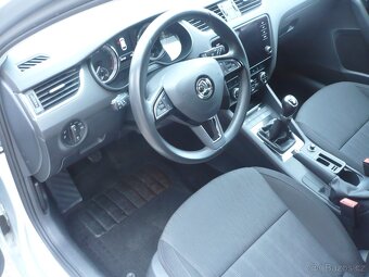 Škoda Octavia 1.6 TDI 85 kW - 9