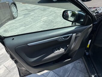 Volvo S60 2.4D D5 120kW - 9