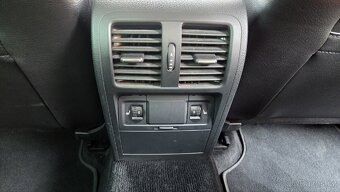 CC 2.0 TDi 125kW DSG CZ1 maj. TOP 2015 Passat CC - 9