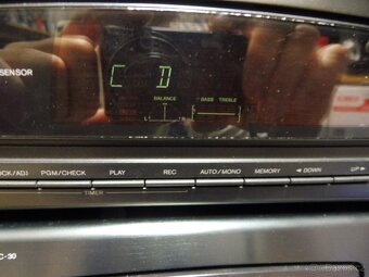 Onkyo - 9