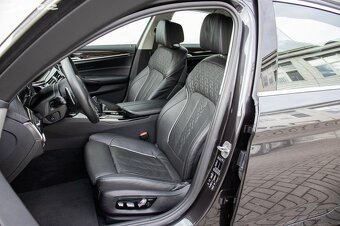 BMW 530i xDrive LUXURY LINE G30 - 9