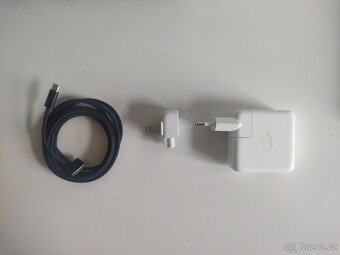 MacBook Pro 14" – Apple M3 Pro – TOP STAV, 100% baterie - 9