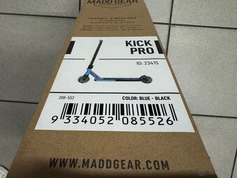 Dětská freeride koloběžka Maad Gear Kick pro - 9