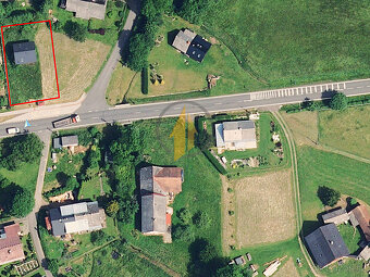 Prodej stavebního pozemku o výměře 800 m² s rozestavěnou sta - 9