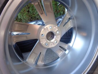 Volkswagen Tiguan Skoda Kodiaq original letna sada kol R19 - 9
