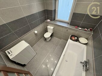 Zrekonstruovaný byt nedaleko kolonády v Mariánských Lázních - 9