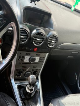 Opel Antara 2011 / 2.2 / 4x4 manuál najeto 188xxx - 9