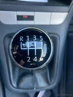 Volkswagen Golf Plus 1.6 FSi - 9