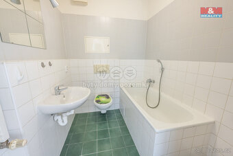 Prodej bytu 2+kk, 37 m², Praha, ul. Pod Nouzovem - 9