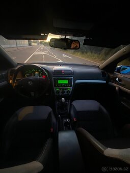 Skoda Octavia Vrs 125Kw 2006 307 nájezd - 9