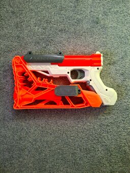 Prodám Nerf pistole - dobrý stav - 9
