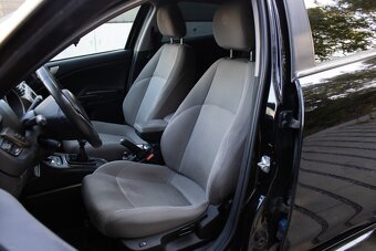 Alfa Romeo Giulietta (2015) - 9