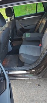 Škoda Superb Combi 2.0 TDI 4x4 - 9