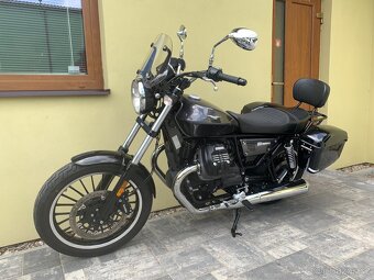 Moto Guzzi V9 Roamer - 9