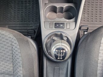 Škoda Roomster Ambition 1.2 TSI 63kW - 9