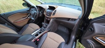Zafira Tourer - 9